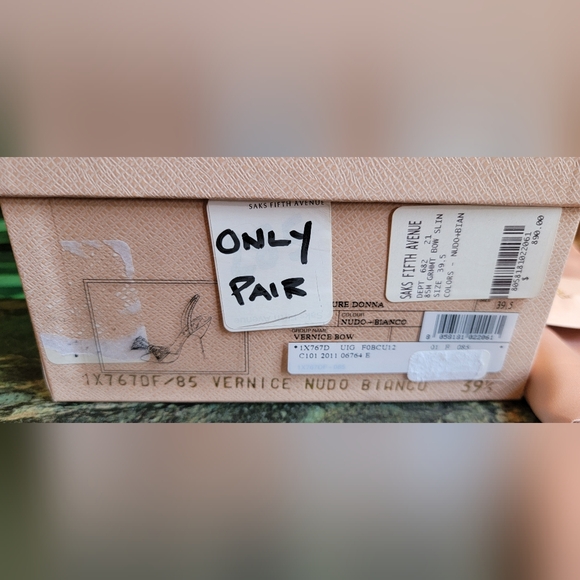 $900 NIB PRADA VERNICE NUDE LEATHER PINK CRYSTAL BOW GOLD HIGH HEEL SANDAL 9.5 - Picture 4 of 15